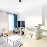 GuestReady - Studio Parisien près des attractions