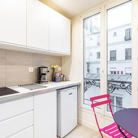 Guestready - Parisien Près Des Attractions Parigi
